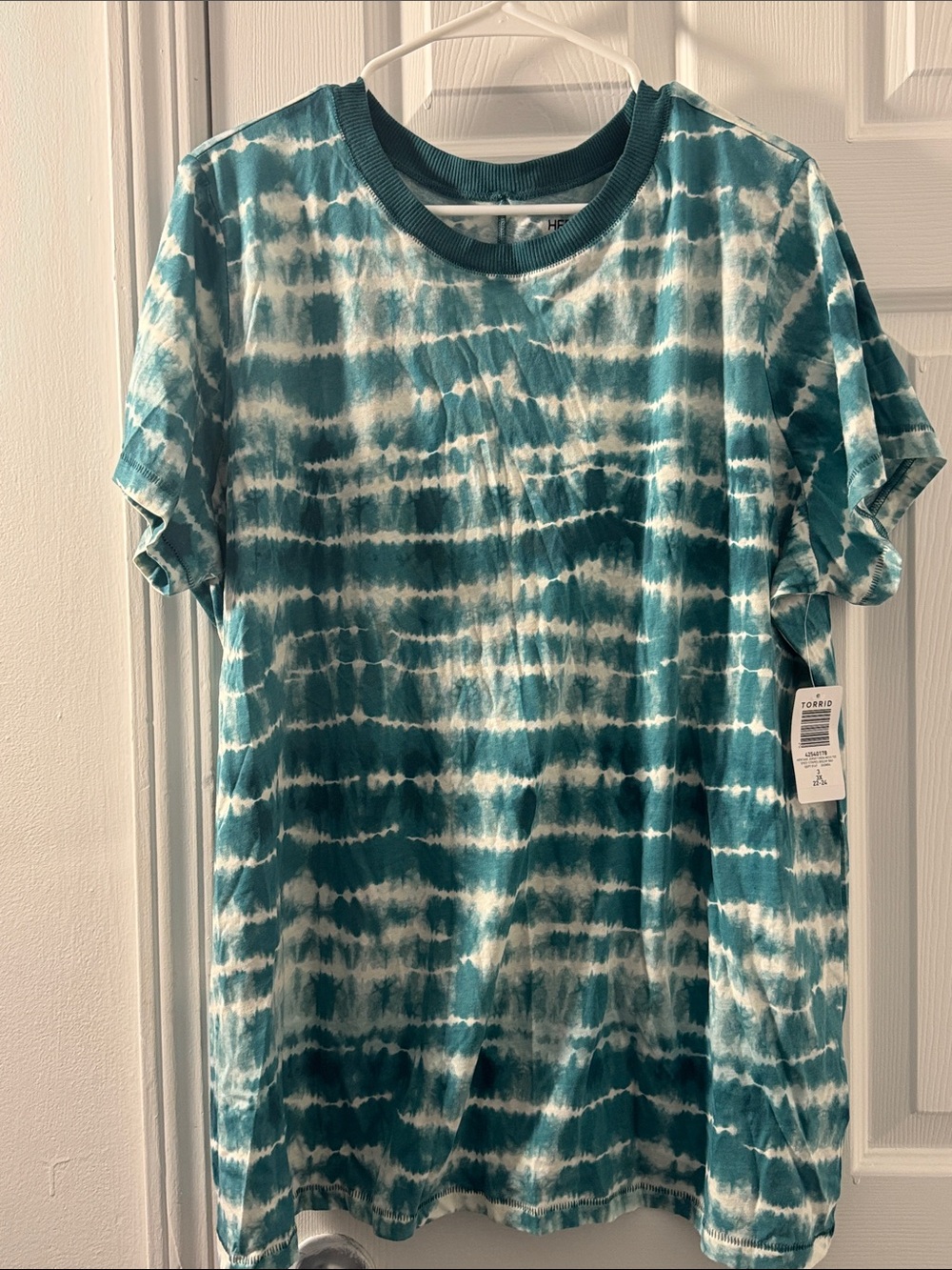 Torrid Teal Tie-Dye Crewneck T-Shirt